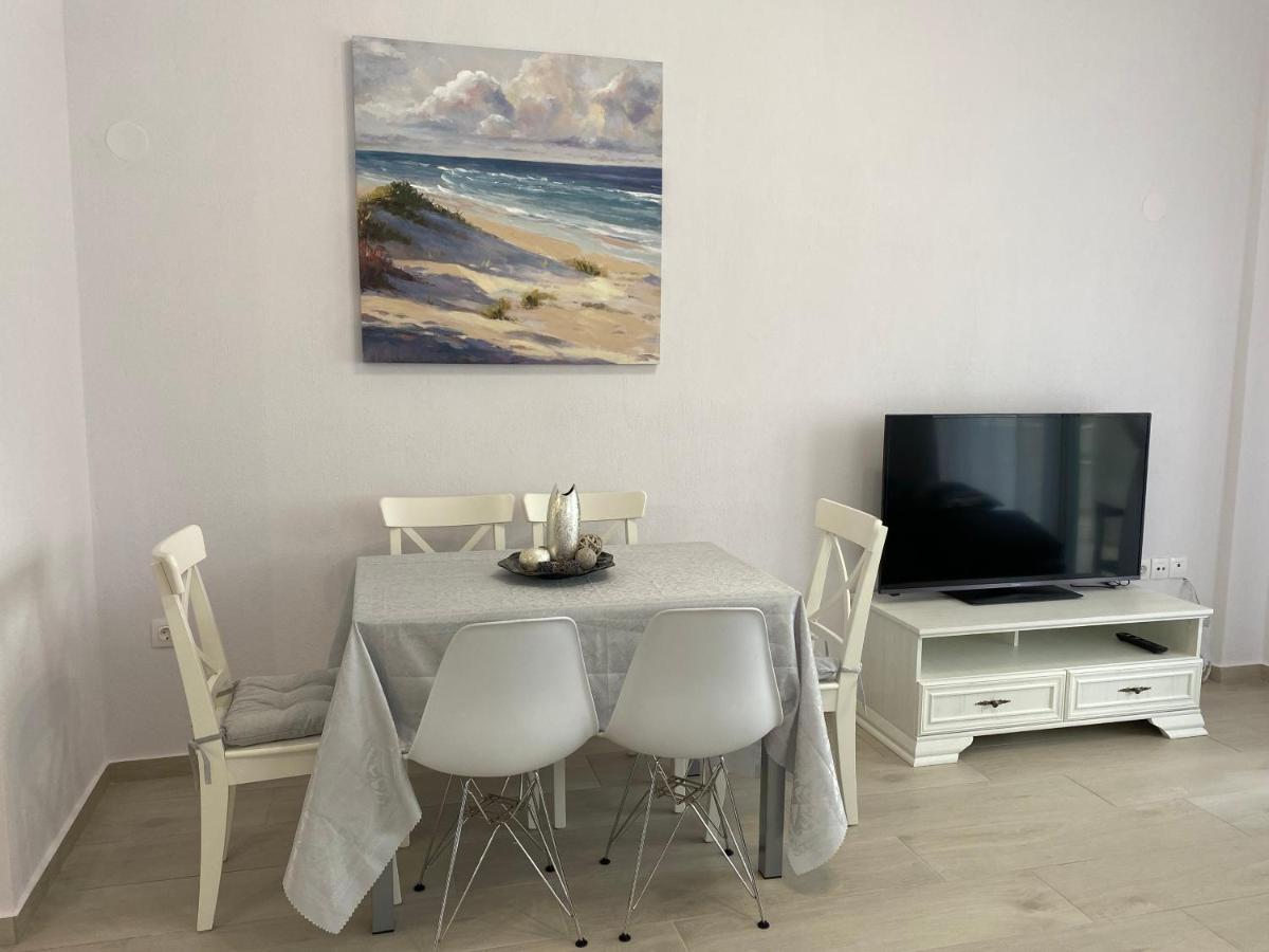 Lili Houses In Nikiti 350M From The Beach Екстериор снимка